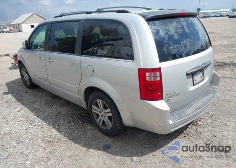 2010 Dodge Grand Caravan Sxt z USA, uszkodzony, nr VIN 2D4RN5DX1AR123443